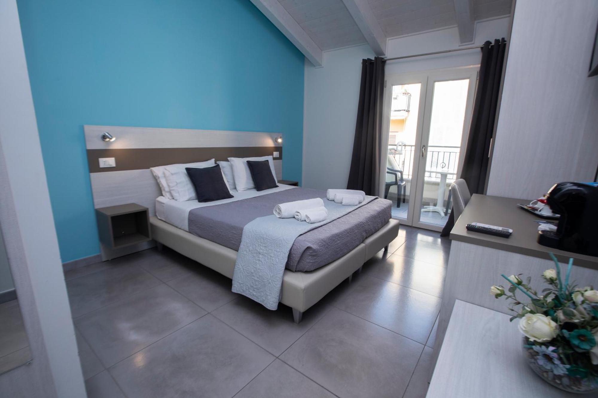 La Perla Amantea - Rooms & Apartaments Eksteriør bilde