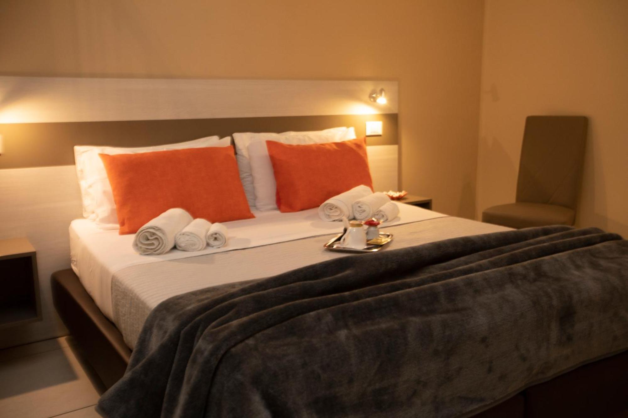 La Perla Amantea - Rooms & Apartaments Eksteriør bilde