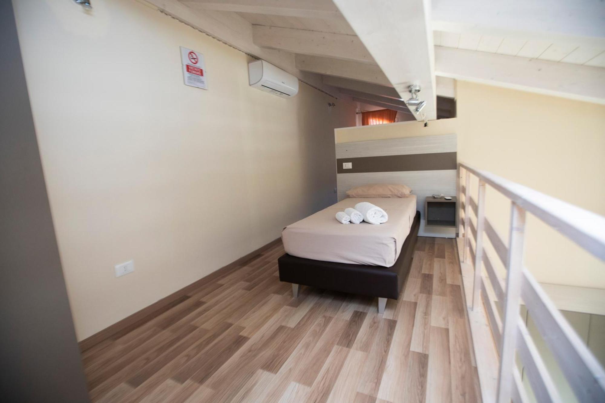 La Perla Amantea - Rooms & Apartaments Eksteriør bilde
