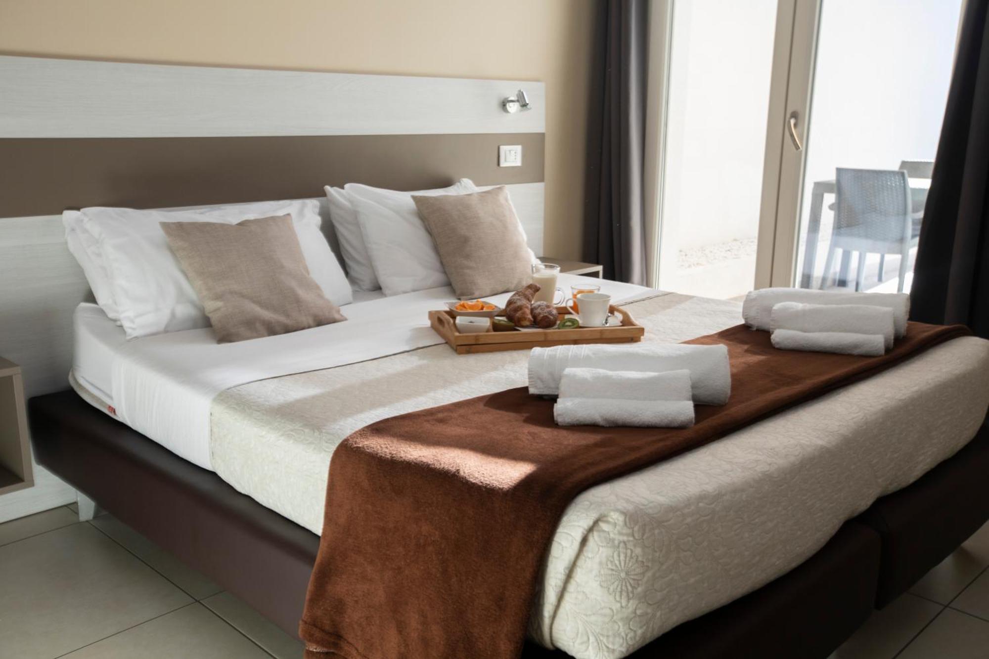La Perla Amantea - Rooms & Apartaments Eksteriør bilde
