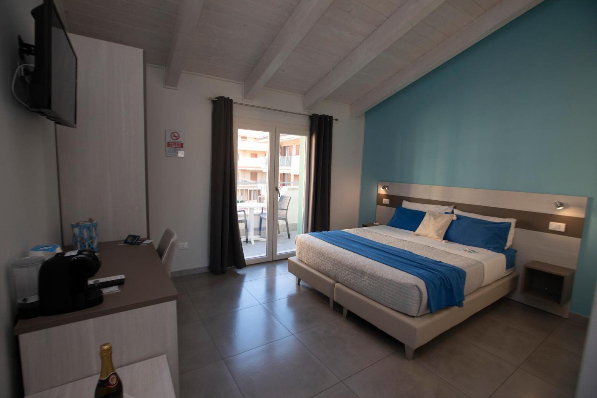La Perla Amantea - Rooms & Apartaments Eksteriør bilde